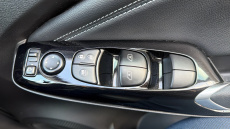 Nissan Juke 1.6 Hybrid Tekna 5dr Auto Hybrid Hatchback